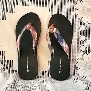 Tommy Hilfiger Sandals Size 7
